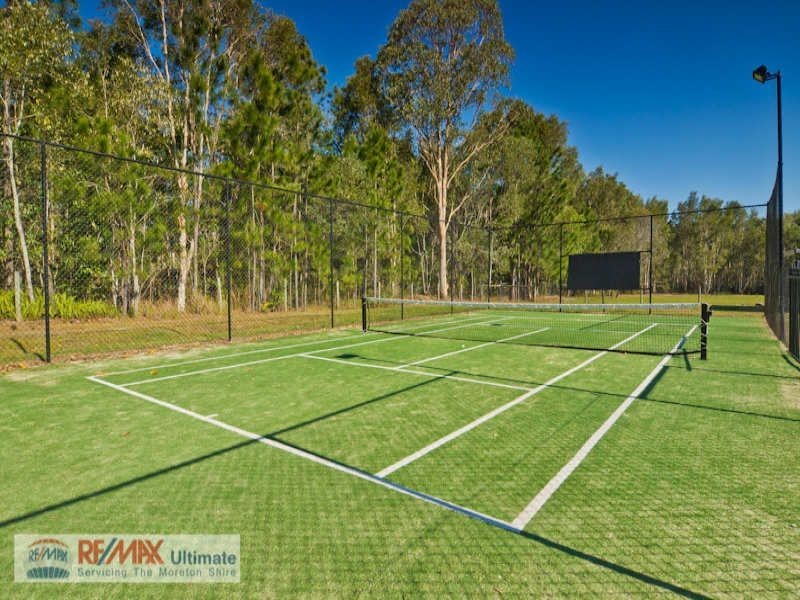 45 Lever Court, Ningi QLD 4511