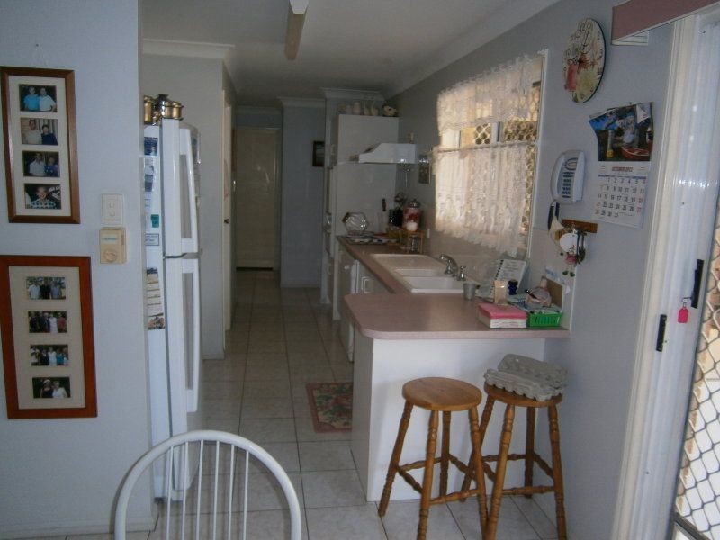 8 Frangipani Court, Kallangur QLD 4503