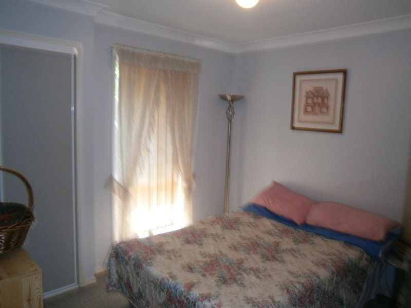 8 Frangipani Court, Kallangur QLD 4503