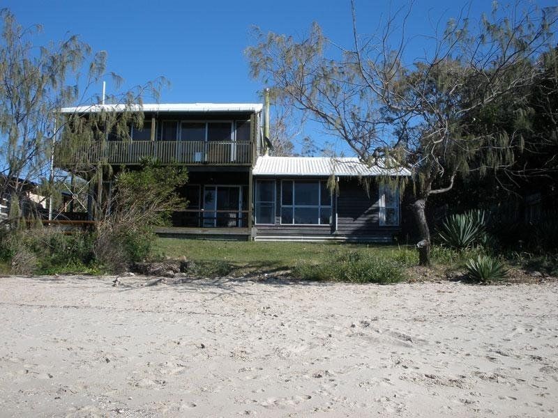 71 Coronation Avenue, Beachmere QLD 4510