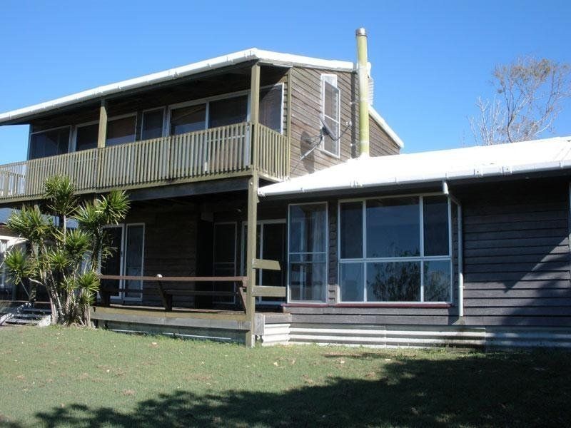 71 Coronation Avenue, Beachmere QLD 4510