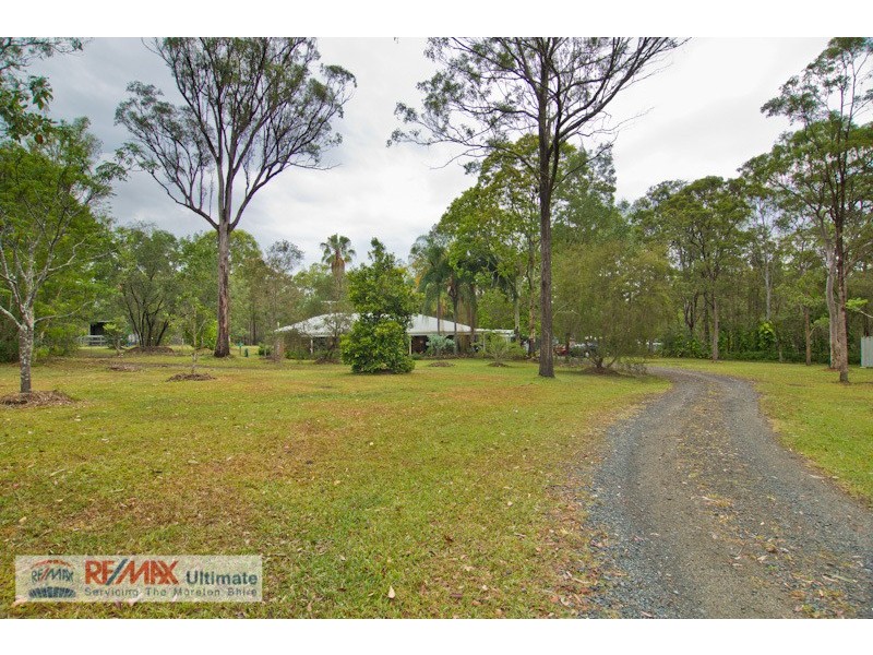 15 McLoughlin Road, Morayfield QLD 4506