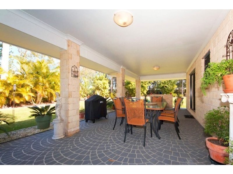 1 Cavanagh Place, Ningi QLD 4511