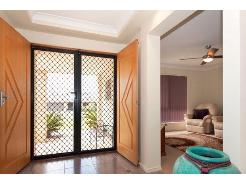 1 Cavanagh Place, Ningi QLD 4511