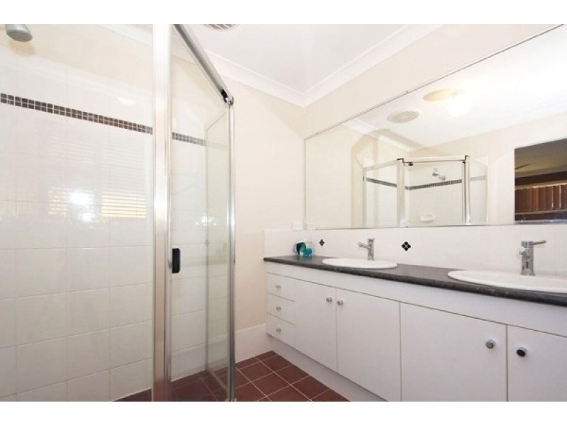 1 Cavanagh Place, Ningi QLD 4511