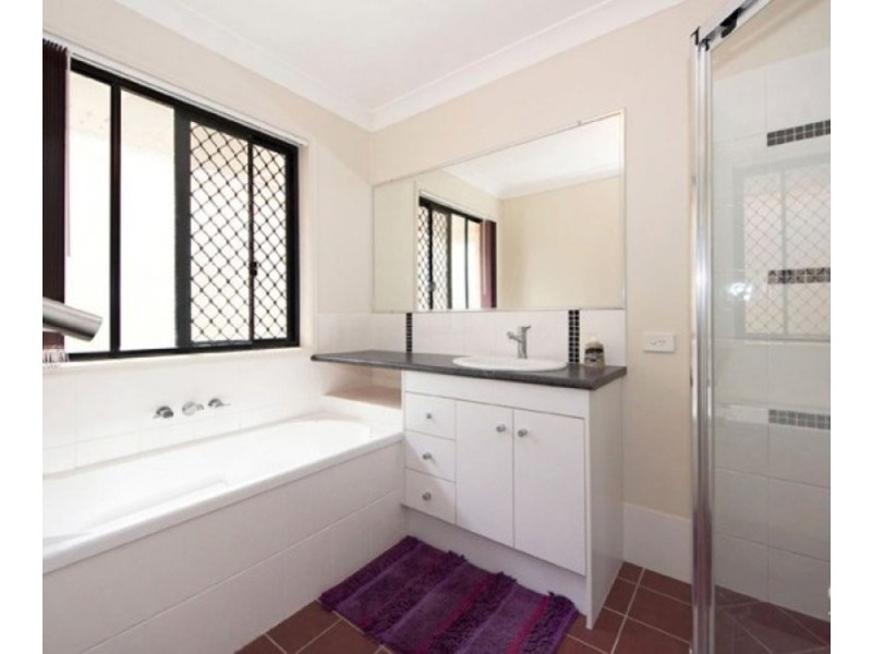1 Cavanagh Place, Ningi QLD 4511