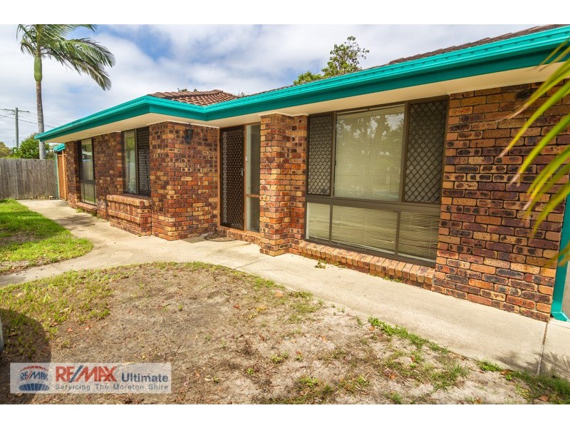 9 Gillian St, Beachmere QLD 4510