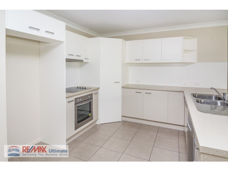 5 Thistle Street, Upper Caboolture QLD 4510