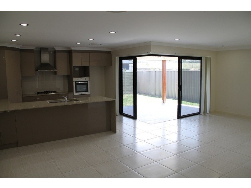 32 Champion Circuit, Narangba QLD 4504