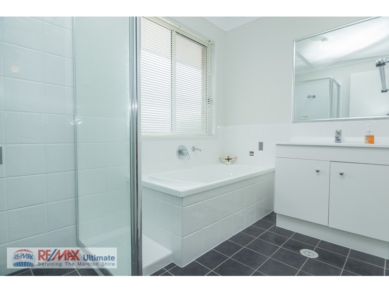 10 Dom Court, Narangba QLD 4504