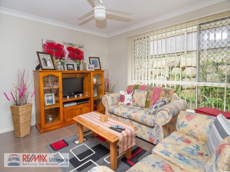 1/6 Eugenia Avenue, Rothwell QLD 4022