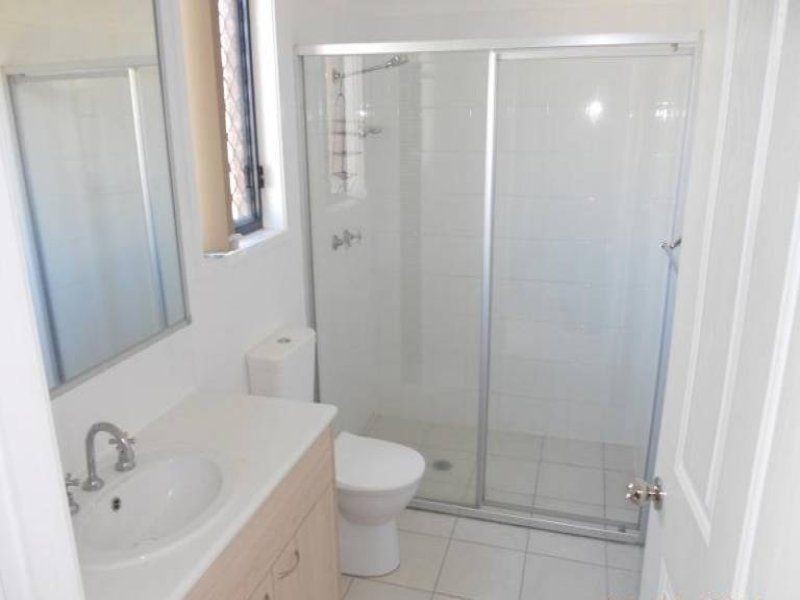 7 Hollywood Ave, Bellmere QLD 4510