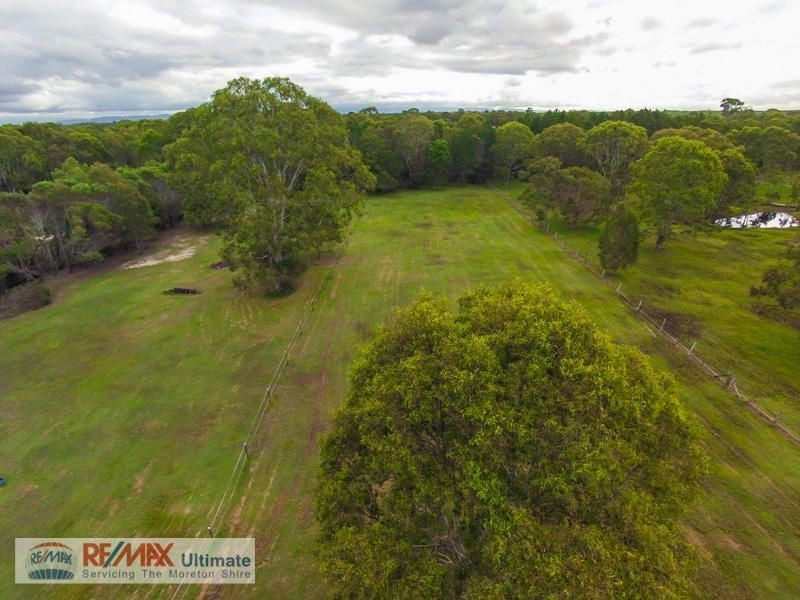 25 Bellay Road, Beachmere QLD 4510