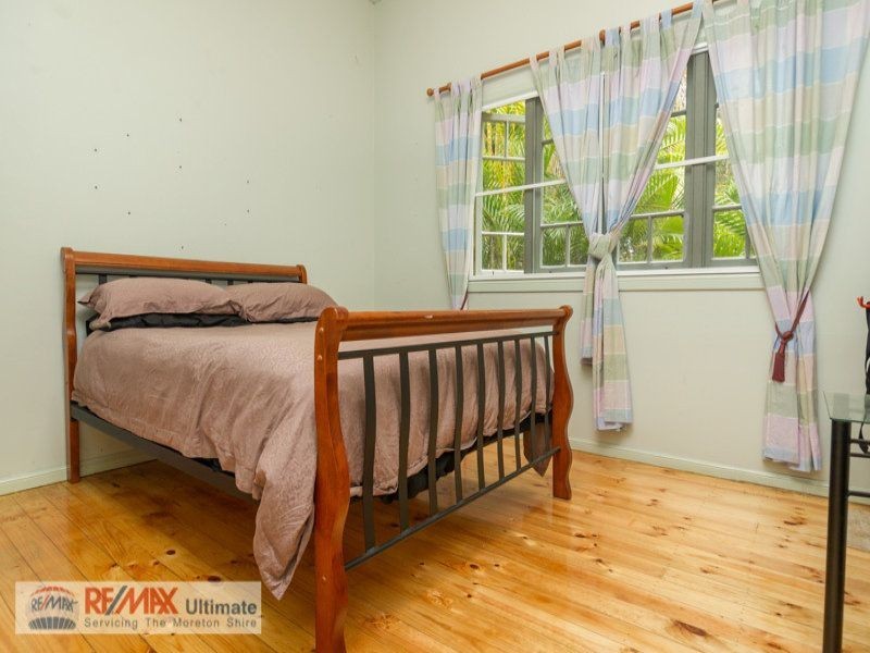 25 Bellay Road, Beachmere QLD 4510