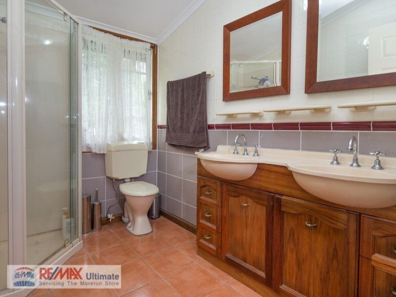 25 Bellay Road, Beachmere QLD 4510