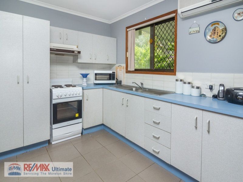 86 Bishop Road, Beachmere QLD 4510