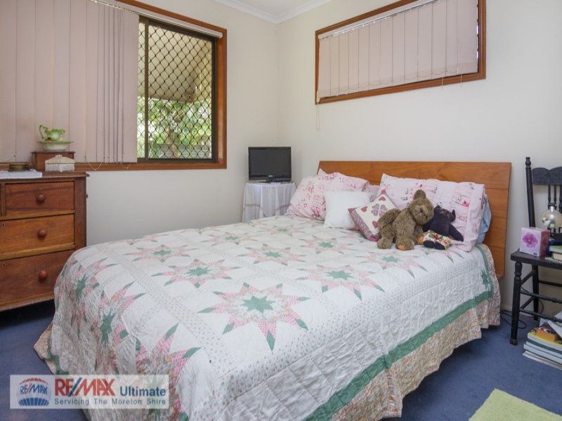 86 Bishop Road, Beachmere QLD 4510