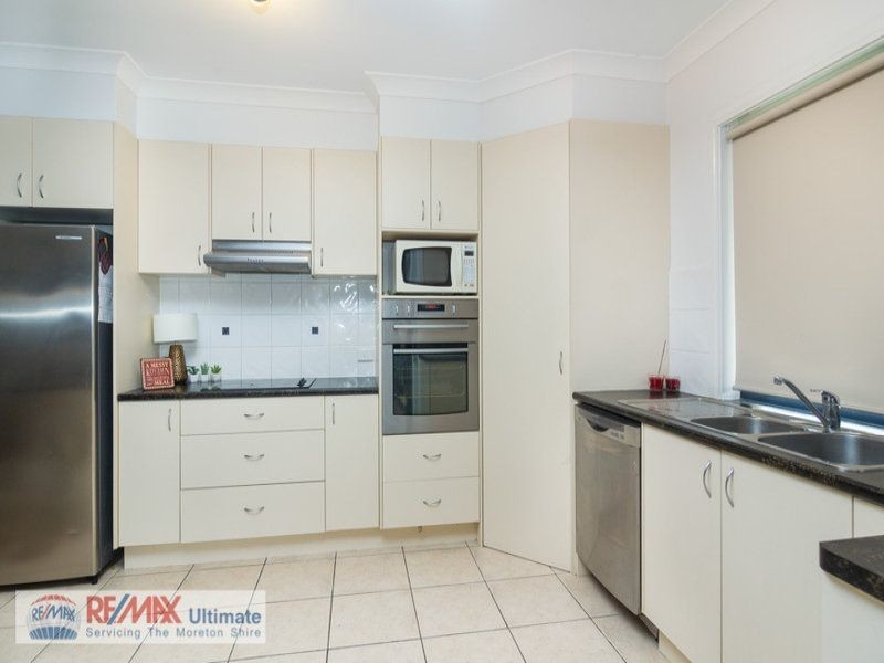 8 Mannikin Street, Narangba QLD 4504