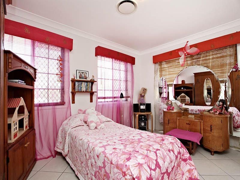 2 Madeline Drive, Morayfield QLD 4506