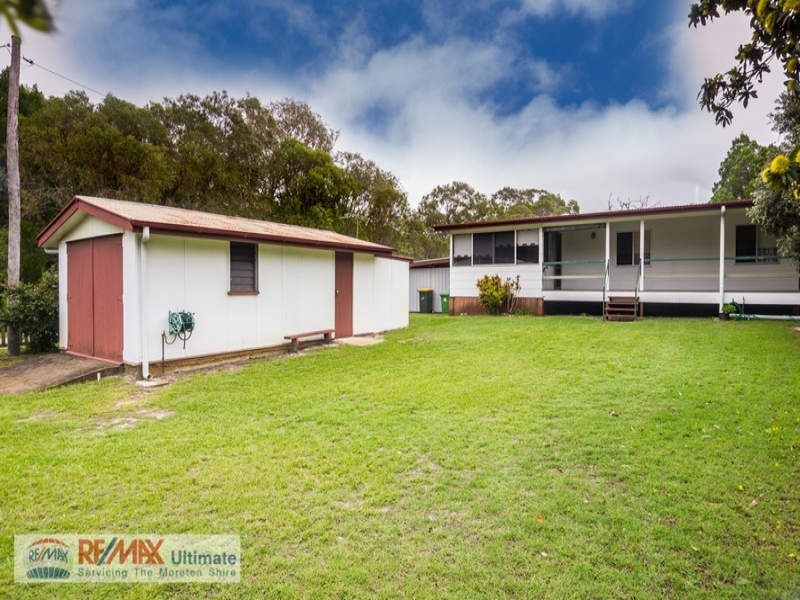 18 Bishop Road, Beachmere QLD 4510