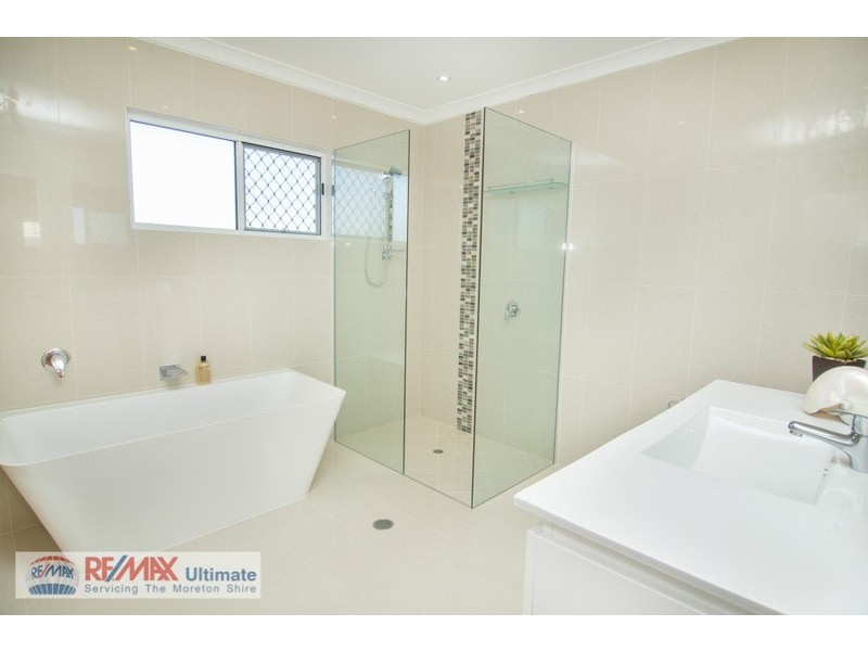 187 MacDonald Drive, Narangba QLD 4504