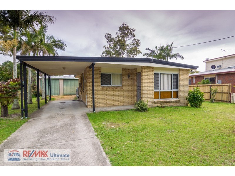 10  Egan Avenue, Beachmere QLD 4510