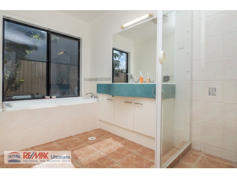 17 Kurara Court, Narangba QLD 4504