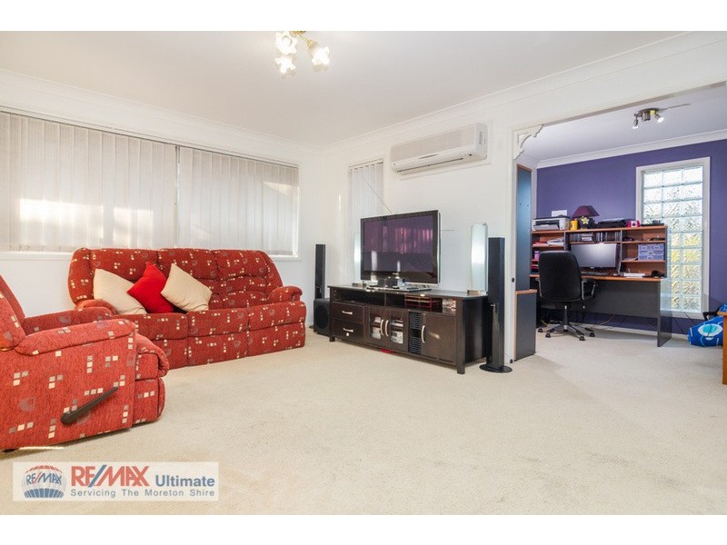 100 Coach Rd West, Morayfield QLD 4506