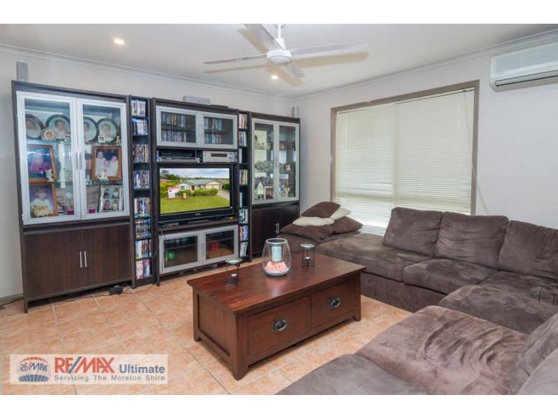 10 Topknot Court, Narangba QLD 4504