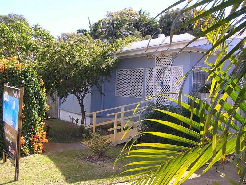 5 Elizabeth Street, Beachmere QLD 4510