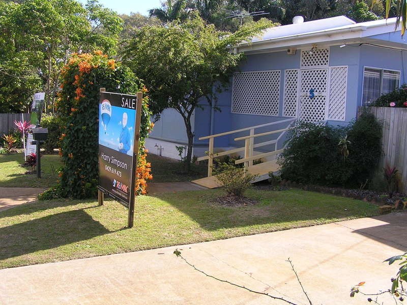 5 Elizabeth Street, Beachmere QLD 4510