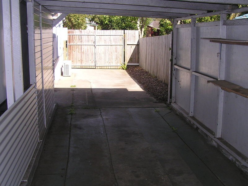 5 Elizabeth Street, Beachmere QLD 4510