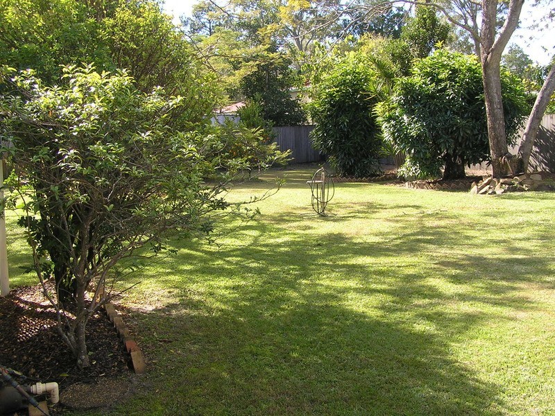 5 Elizabeth Street, Beachmere QLD 4510