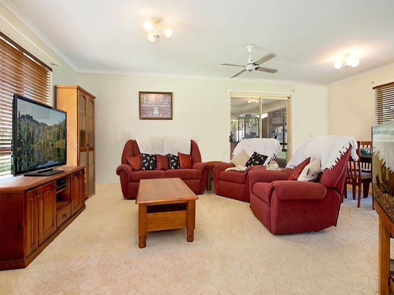 5 Ruatoka Court, Burpengary QLD 4505