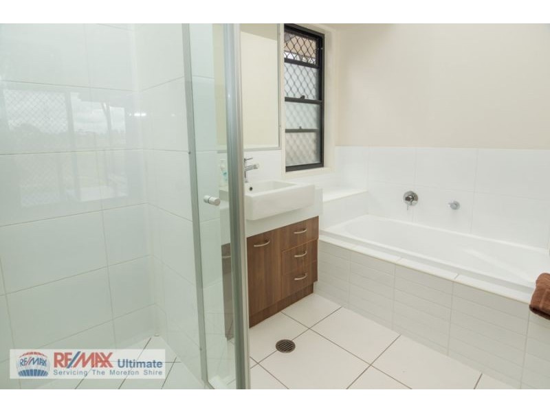 1-3 Forest Hills Drive, Morayfield QLD 4506