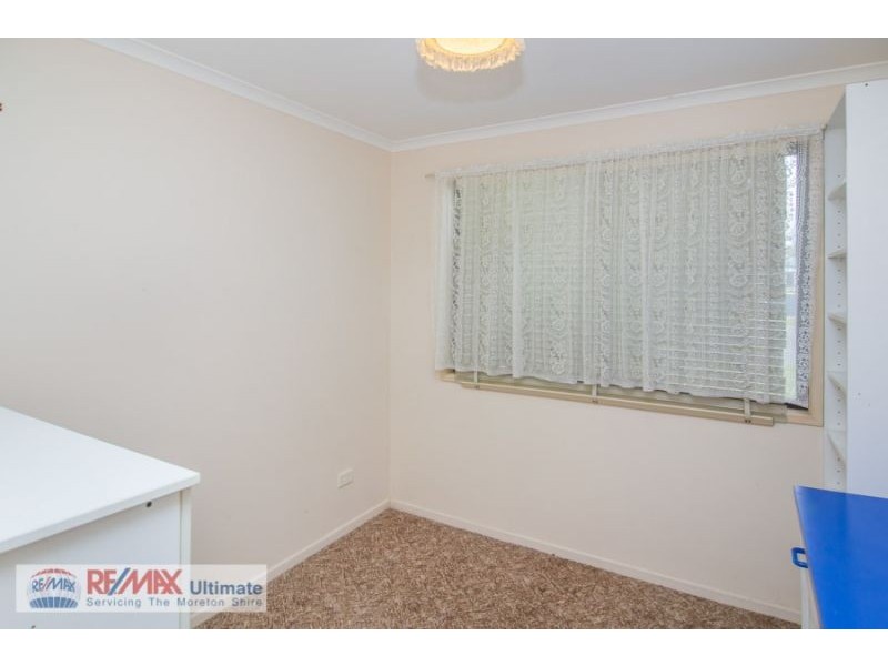 18 Trevor Street, Beachmere QLD 4510