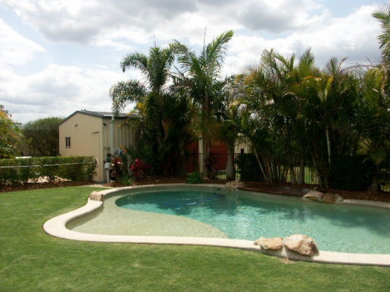 11-13 Eureka Crt, Wamuran QLD 4512