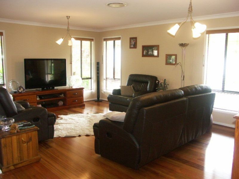 11-13 Eureka Crt, Wamuran QLD 4512