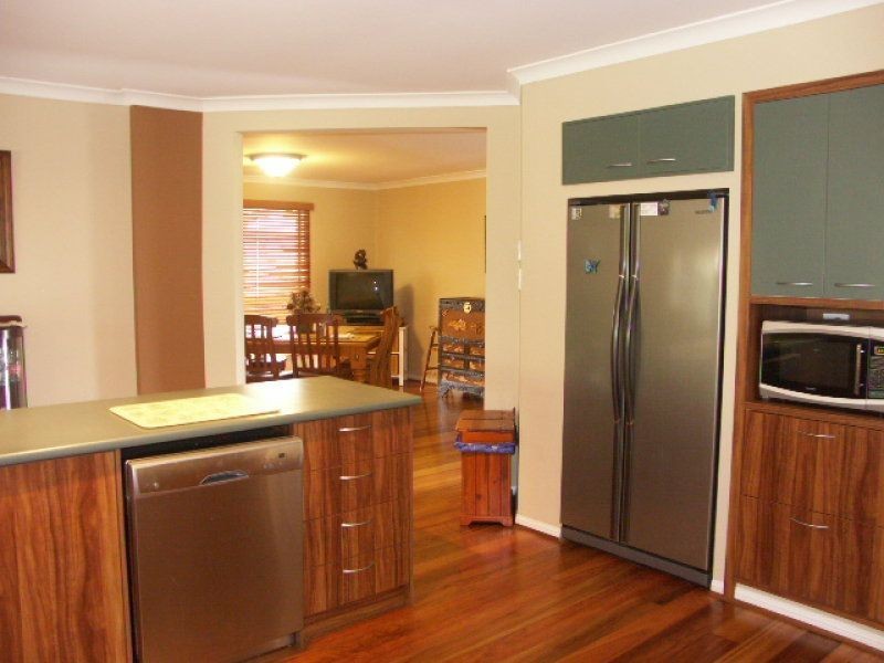 11-13 Eureka Crt, Wamuran QLD 4512