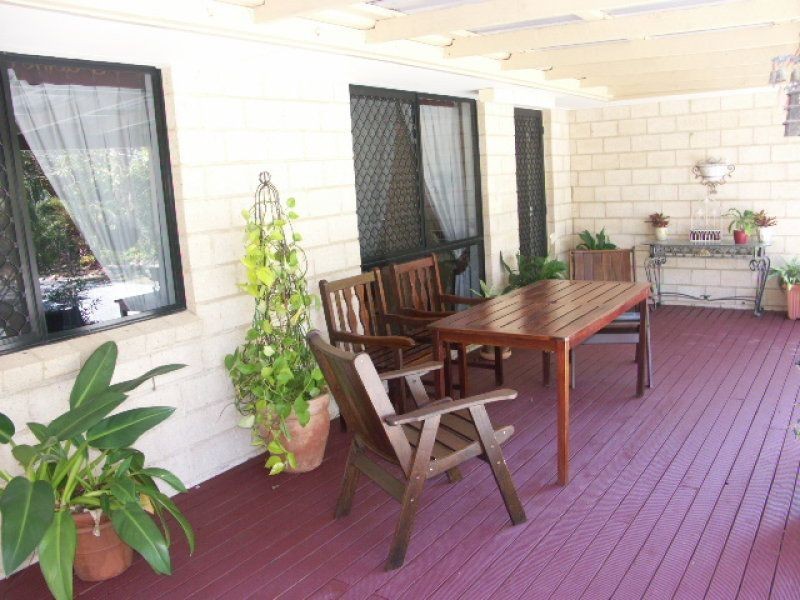 16 Mifawny Rd, Elimbah QLD 4516