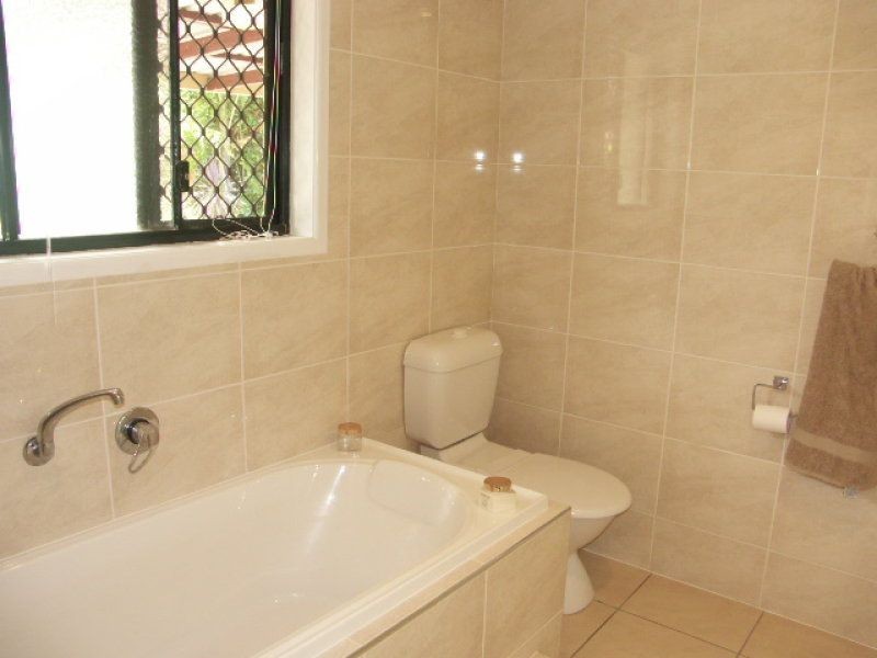 16 Mifawny Rd, Elimbah QLD 4516