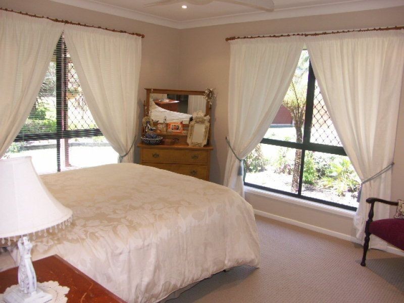 16 Mifawny Rd, Elimbah QLD 4516