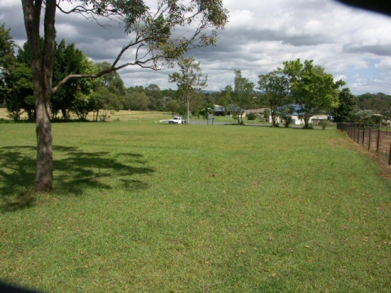 23-25 Sagren Crescent, Elimbah QLD 4516