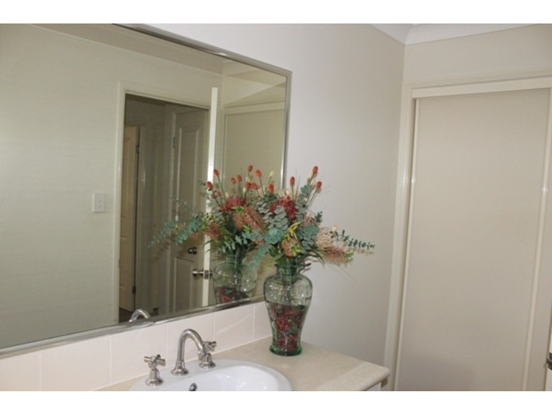2/12 Mumford, Narangba QLD 4504