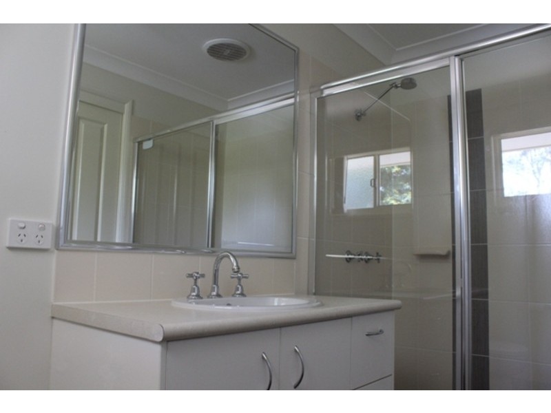 2/12 Mumford, Narangba QLD 4504