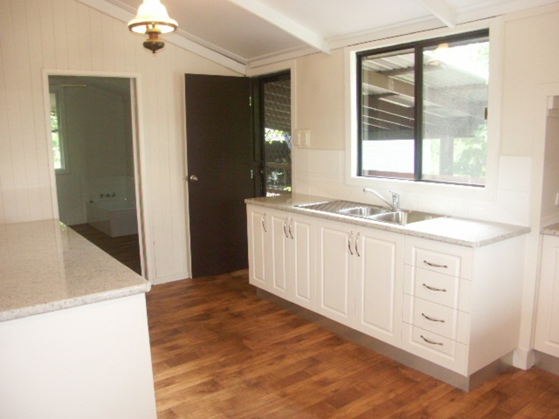 43 Jocelyn Street, Caboolture QLD 4510