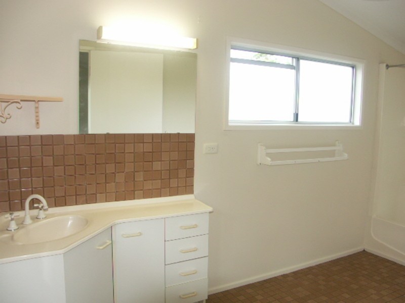 43 Jocelyn Street, Caboolture QLD 4510