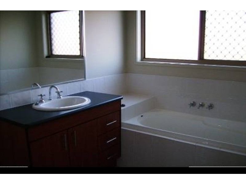 5 Braheem Street, Morayfield QLD 4506