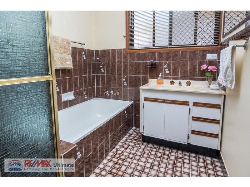 15 Pelican Street, Bellara QLD 4507