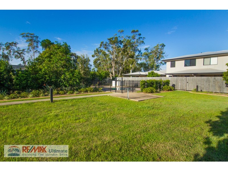 23/9  David Street, Burpengary QLD 4505